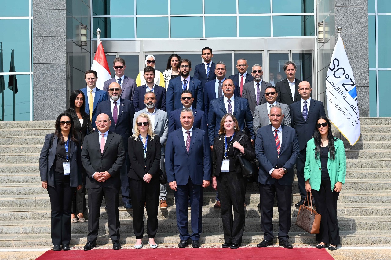 دي بي ورلد تستقبل السفيرة الأمريكية بالقاهرة ووفدًا من كبريات الشركات الأمريكية بميناء السخنة